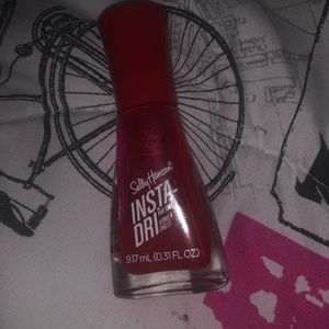 Beautiful Cherry Rec nail polish